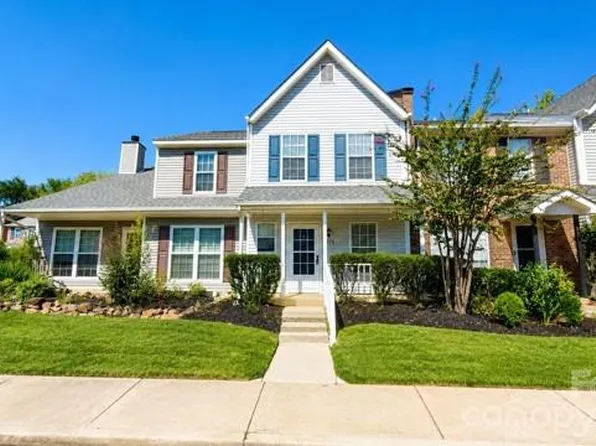 8275 Golf Ridge Dr, Charlotte, NC 28277