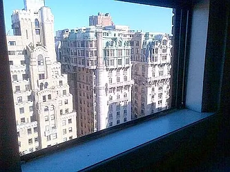 Rented by Manhattan Spaces