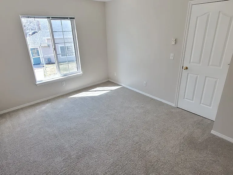 Parkwood Pointe Apartments — Photo 78