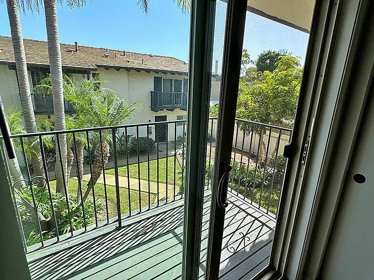 3218 Loma Riviera Dr — Photo 28