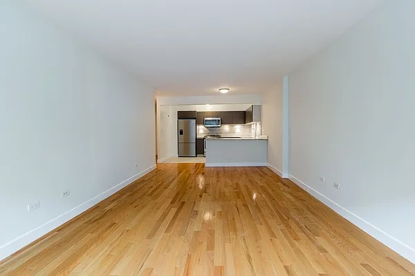 Rented by Stonehenge NYC LLC | media 4