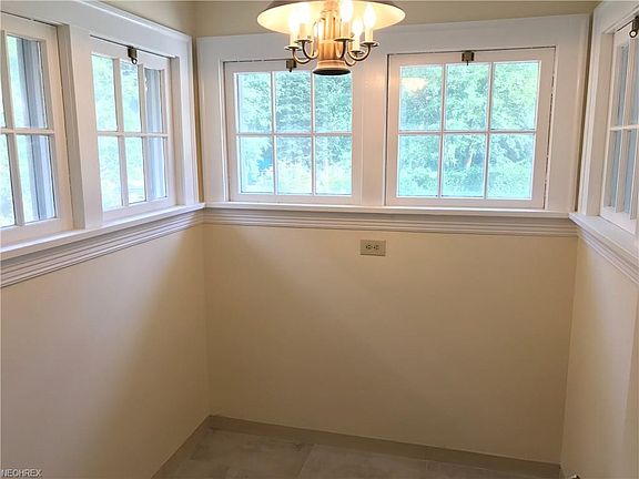 5th image of 4571 S Hills Dr