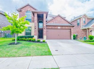 3728 Redwood Creek Ln, Fort Worth, TX 76137