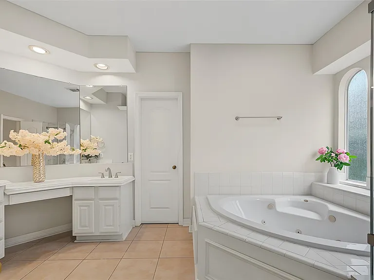 5807 Bayberry Way — Photo 26
