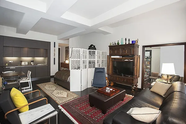 Sold by Nest Seekers International | media 22