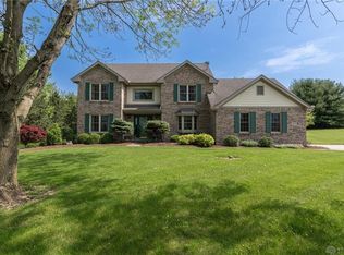1884 Hillview Ct, Xenia, OH 45385