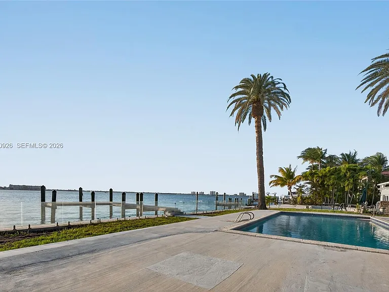 1101 S Shore Dr #1 — Photo 27