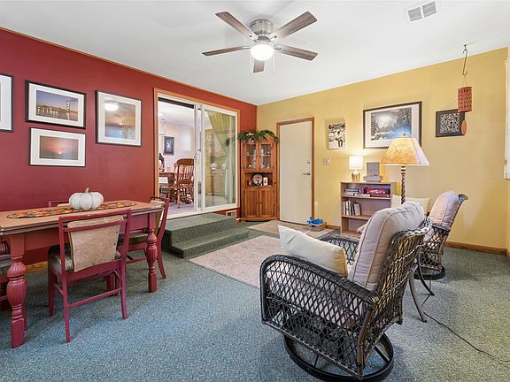 5th image of 4461 S Park Ln