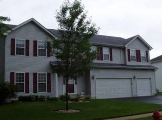 608 Glenn Rdg, Crystal Lake, IL 60014