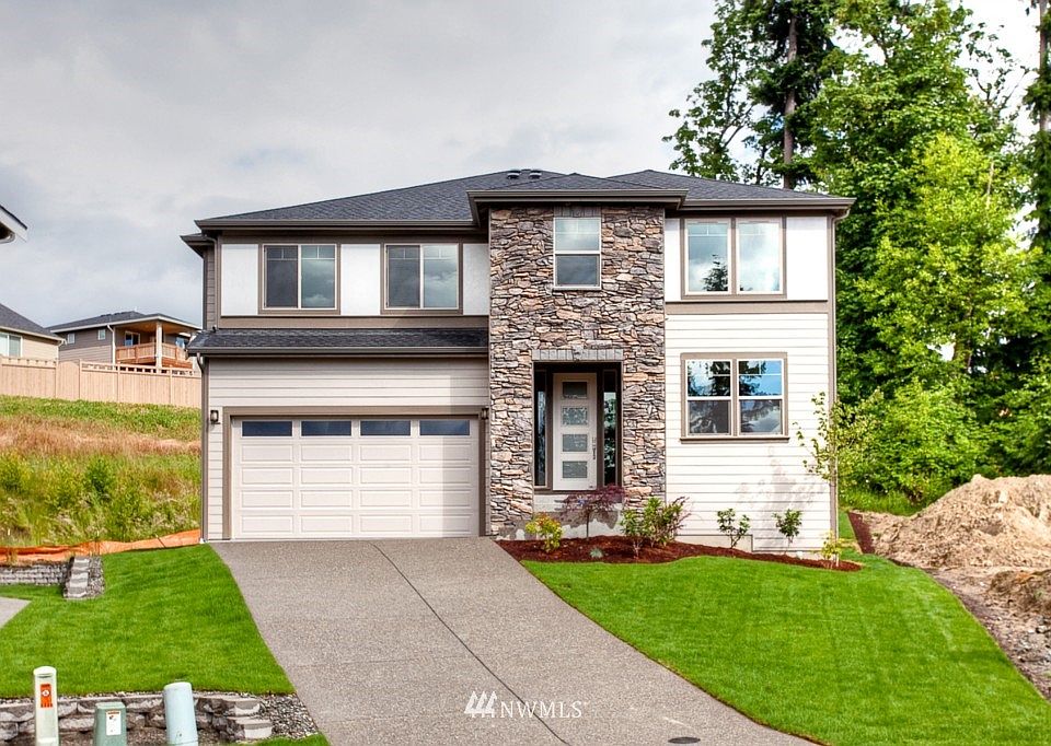 1st image of 1331 37th (lot 66) StPl SE