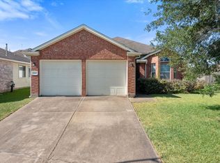 2614 Maple Place Ct, Fresno, TX 77545