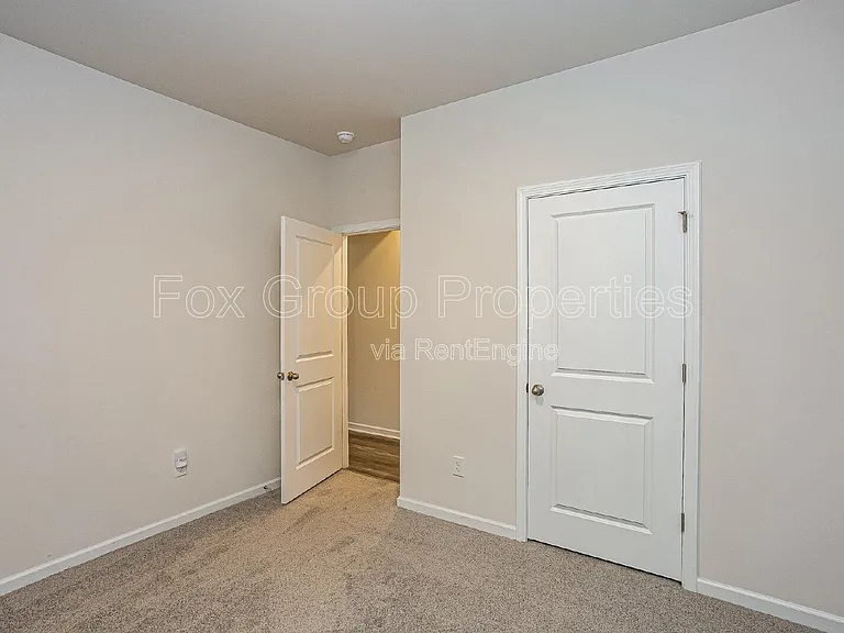 173 Calvin Creek Dr — Photo 16