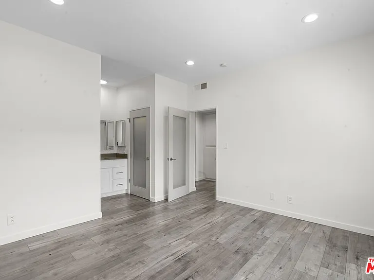424 S Westmoreland Ave #306 — Photo 20