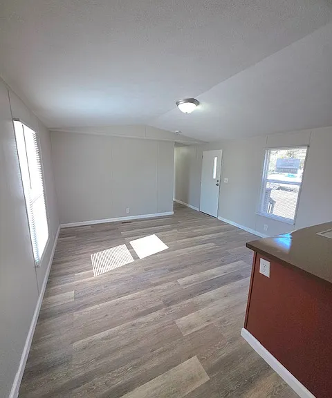 900 Kathleen Dr #28 — Photo 4