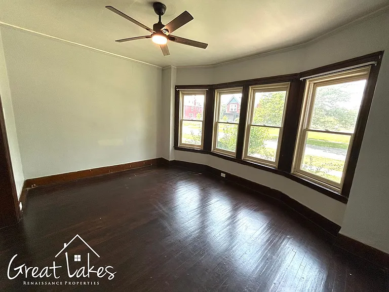 2544 Cadillac Blvd #1 — Photo 8
