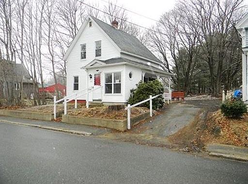1st image of 207 Union St