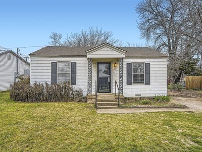 105 Lockwood St, White Settlement, TX, 76108
