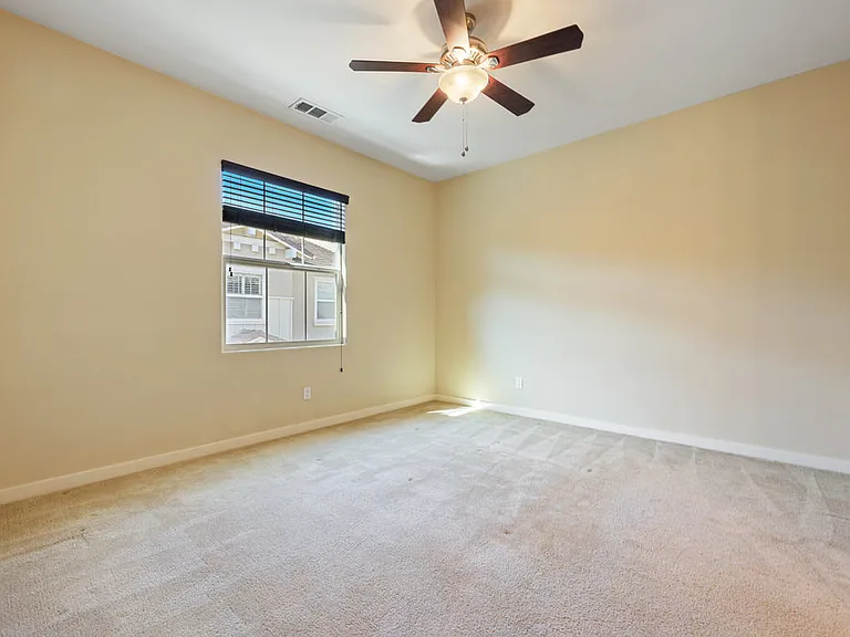 2141 Cosmo Way — Photo 17