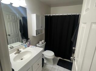 114 Essex Cir APT B, Guilderland, NY 12084