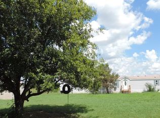318 Rae Ln, Jarrell, TX 76537