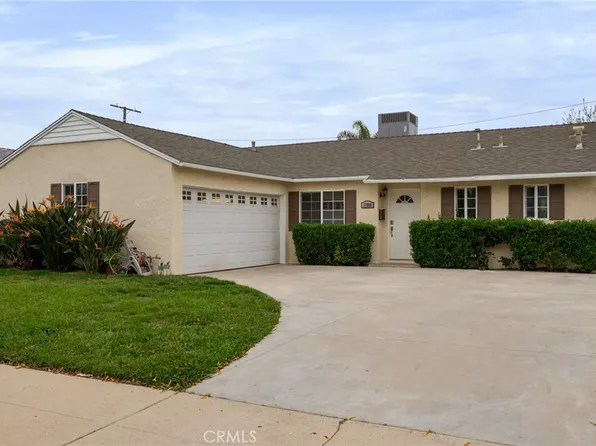 17800 Burton St, Reseda, CA 91335