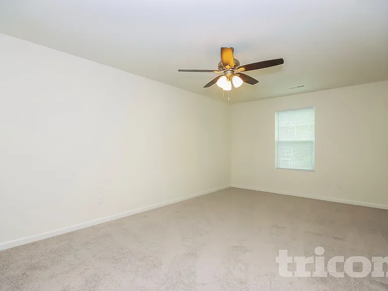 109 Sunwood Ct — Photo 9