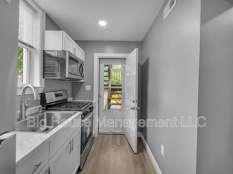 4806 Liberty Heights Ave #3 — Photo 10