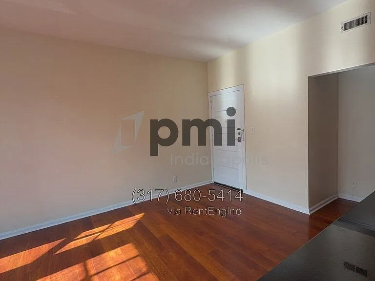 Indy Downtown Colonial Apartments — Photo 38