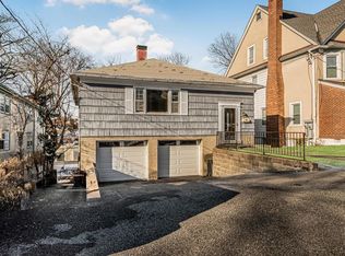 101 Robertson Ave, White Plains, NY 10606
