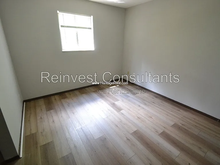 27 Wesleyan Ct #A — Photo 7