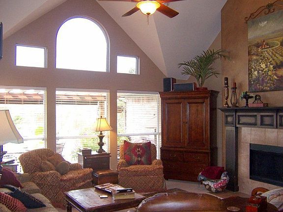 2nd image of 8109 Fountain Springs Dr