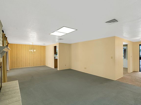 4th image of 9900 E Bunker Hill Pl