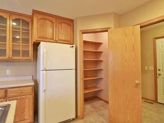 5th image of 6511 S Avalon Ave
