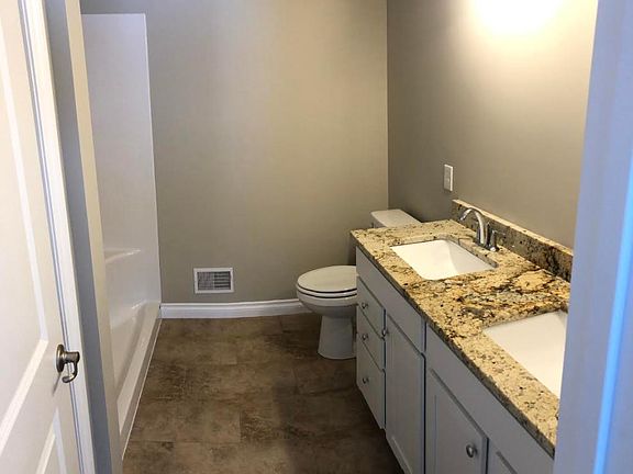 5th image of 7141 Glendora Ln