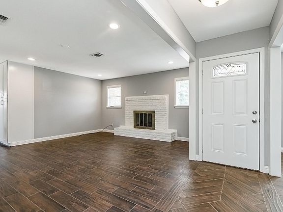 4th image of 1719 Longhorn Dr