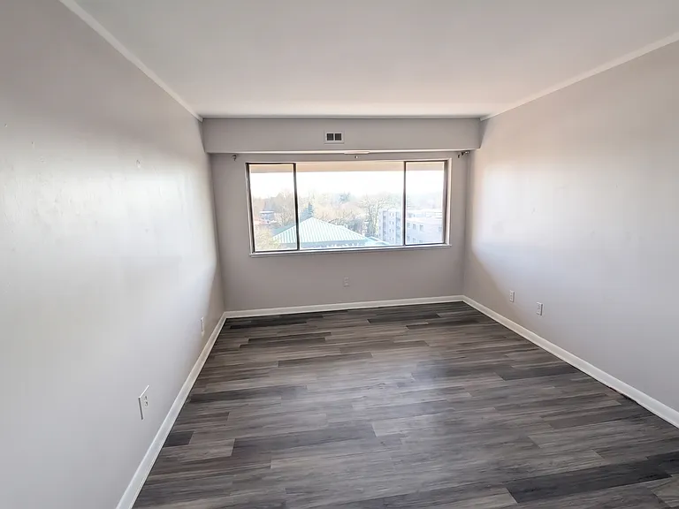 6810 Park Heights Ave — Photo 6