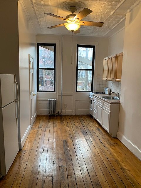 1st image of 11-18 47th Ave #1R