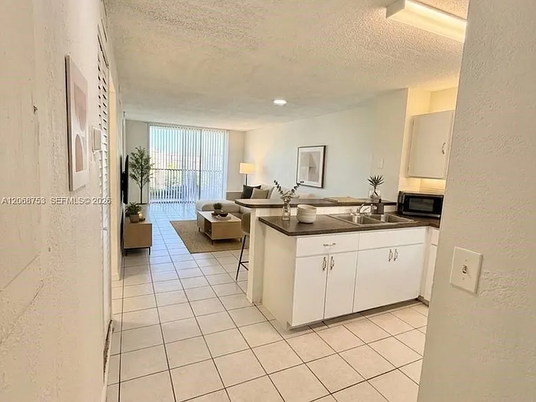 8750 N Sherman Cir #505 — Photo 5