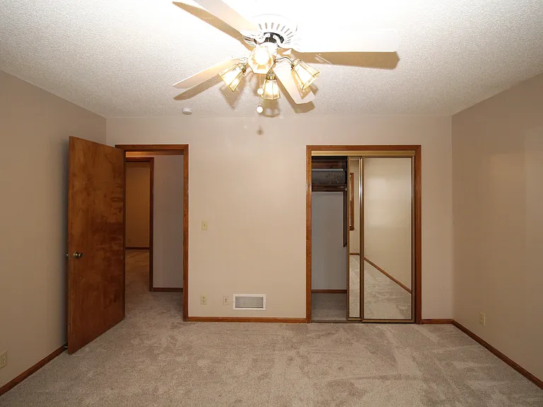 11616 Oakmont St — Photo 15