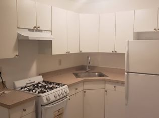 372 Sand Ln FLOOR 1, Staten Island, NY 10305