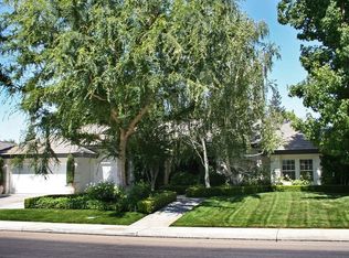 1405 Avenida Sabia, Bakersfield, CA 93309
