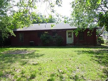 4th image of 2333 Maryel Dr