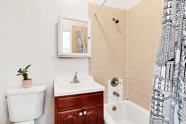 Rented by Compass | media 9