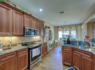 9 Hummock Pl, Hilton Head Island, SC 29926