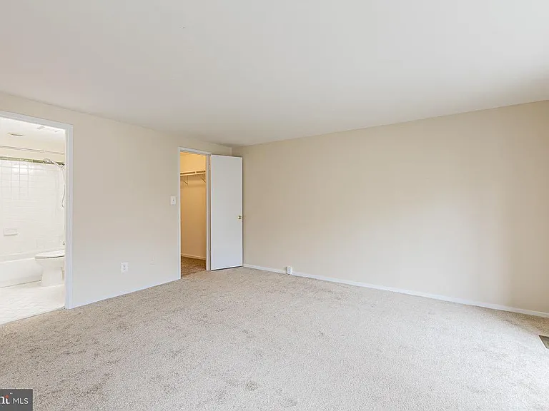 18728 Nathans Pl — Photo 18