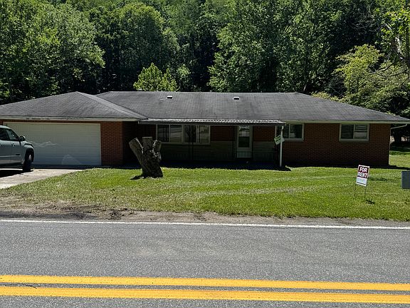 2nd image of 820 Paw Paw Creek Rd