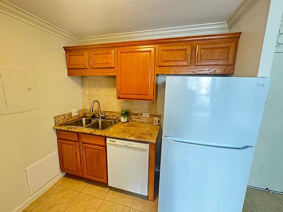 4th image of 775 Kinalau Pl APT 605