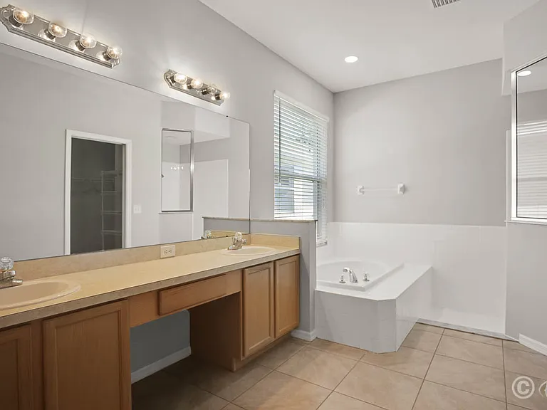 6009 Gannetdale Dr — Photo 19
