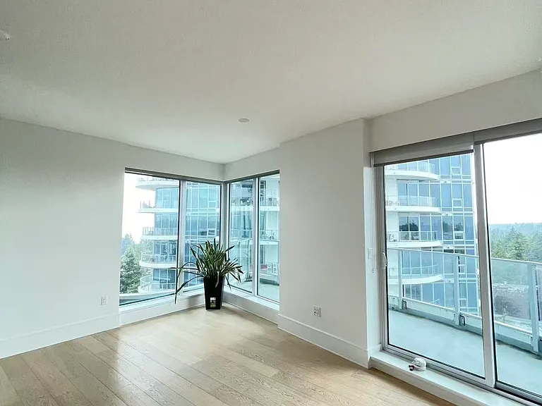 1501 Foster St — Photo 5