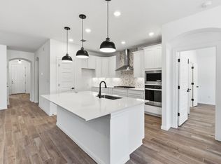 7005 Cliff Rose Dr, Spicewood, TX 78669